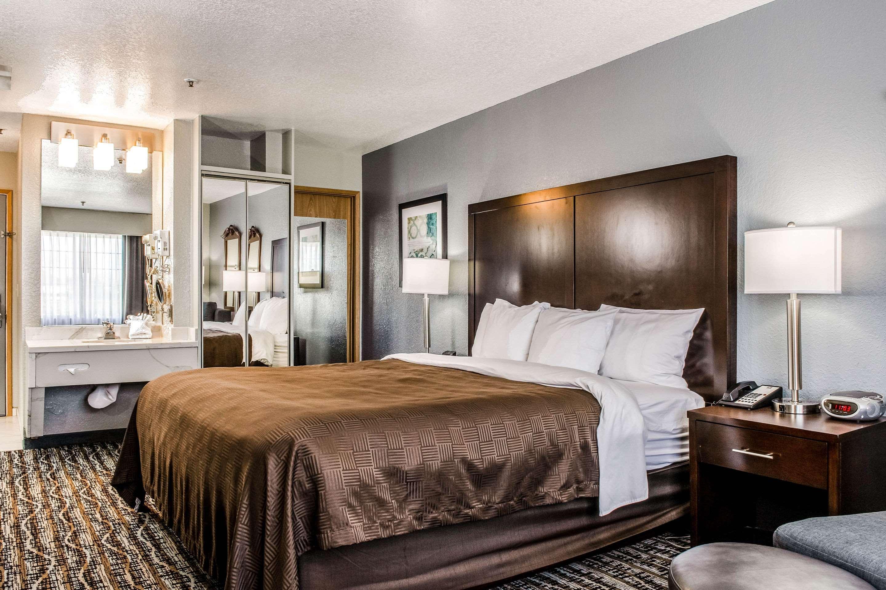 Clarion Hotel By Humboldt Bay Eureka Buitenkant foto