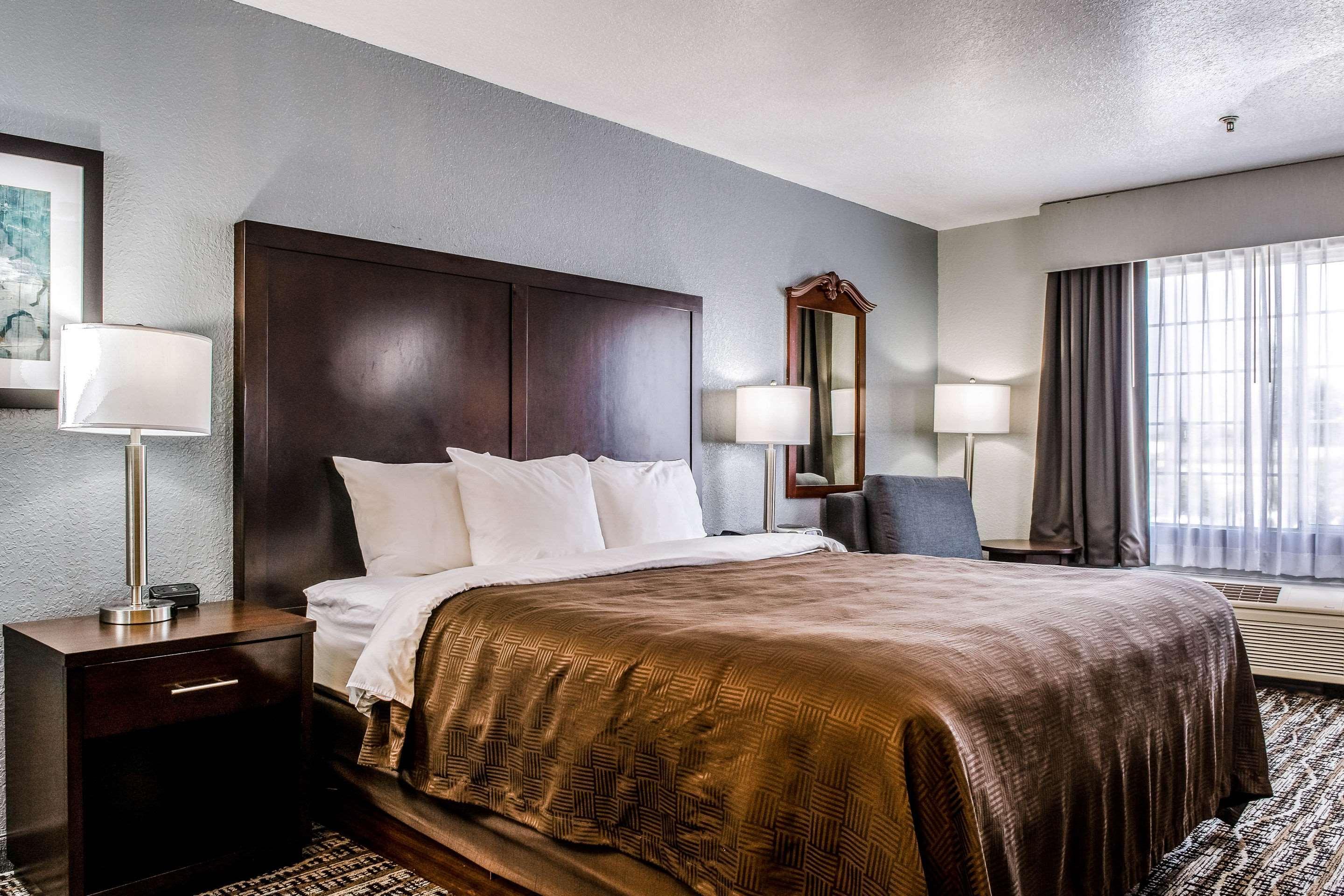 Clarion Hotel By Humboldt Bay Eureka Buitenkant foto